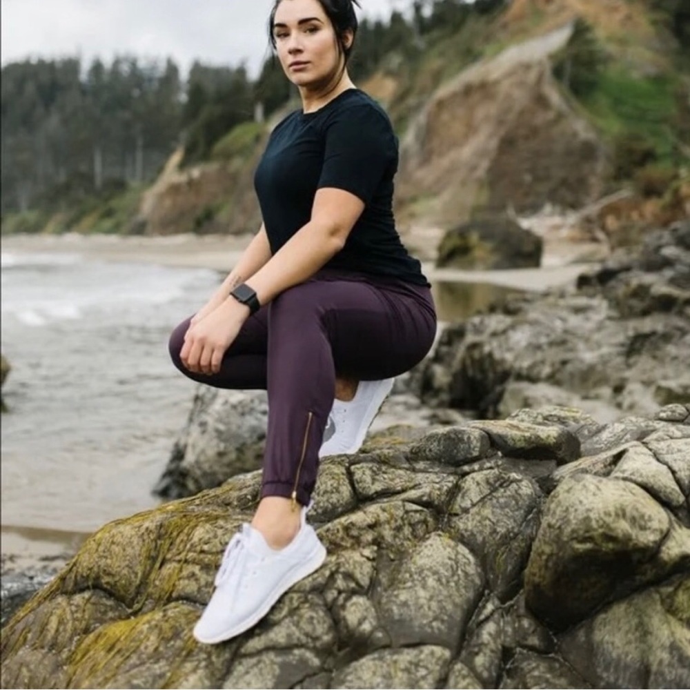 Zyia Active - Fig Peak Zipper Jogger - size XL